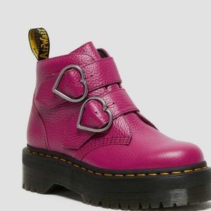 Dr. Martens Devon Heart platforms. NEW IN BOX never worn